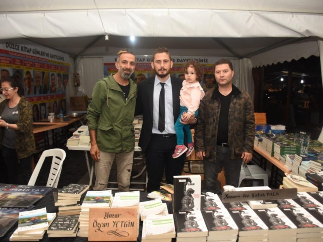 gen&ccedil;ler 15 Temmuz gecesini andı