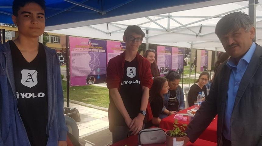 &Ouml;ğrencilerin tarım i&ccedil;in yaptığı buluşlar umut verdi