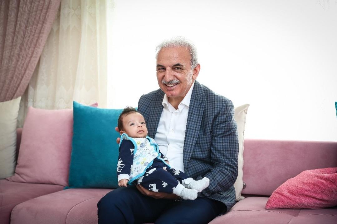 &Uuml;mraniye&rsquo;de yeni doğan bebeklere hoş geldin ziyareti