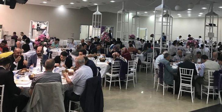 Manisa MÜSİAD iftar sofrasını öğrencilerle paylaştı G5