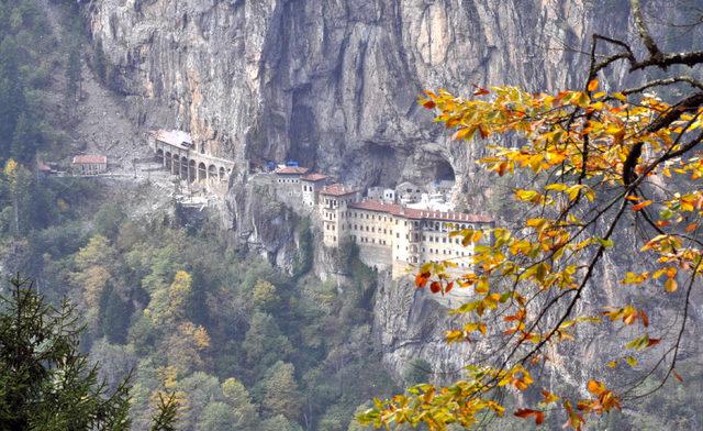 Sümela Manastırı, 4 yıllık restorasyon sonrası ziyarete açılıyor (2)