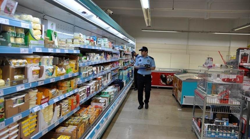 Söğüt’te market ve bakkallar denetlendi