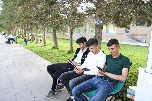 Muş Belediyesinden Göletli Park’ta ücretsiz Wi-Fi hizmeti