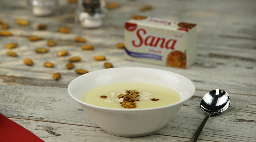 Bademli tavuk çorbası