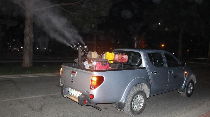 Gazipaşa&rsquo;da sinekle &lsquo;ULV&rsquo;li m&uuml;cadele başladı