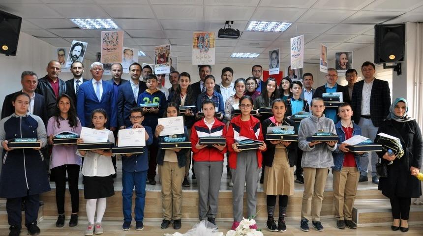 Bu yarışmada hem veliler hem &ouml;ğrenciler &ouml;d&uuml;l aldı