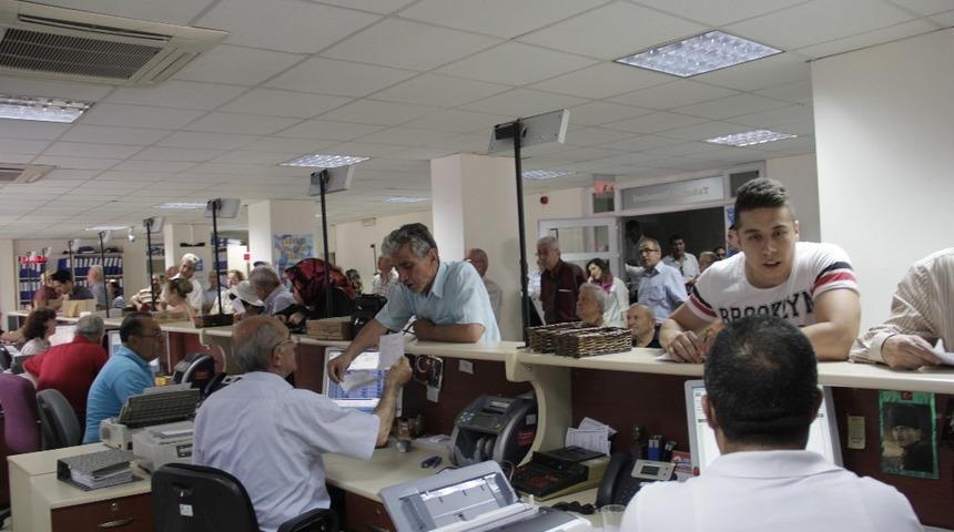 Konak&rsquo;ta vezneler hafta sonu da a&ccedil;ık