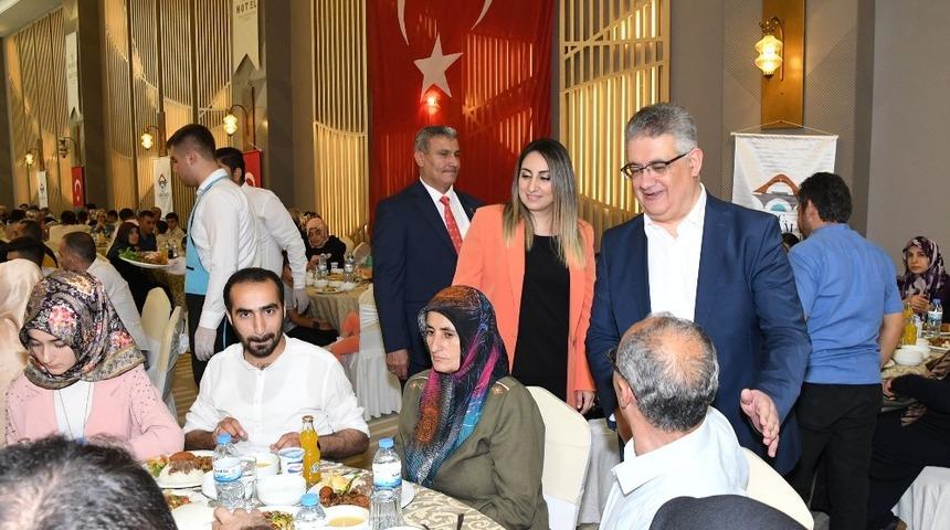 Adıyaman’da şehit aileleri ve gaziler onuruna iftar verildi