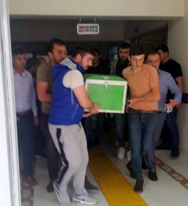 Çapa makinesine bacaklarını kaptıran çiftçi öldü