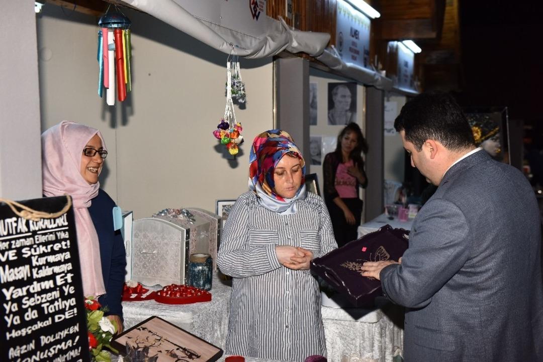 ALMEK&rsquo;ten Atat&uuml;rk parkında sergi