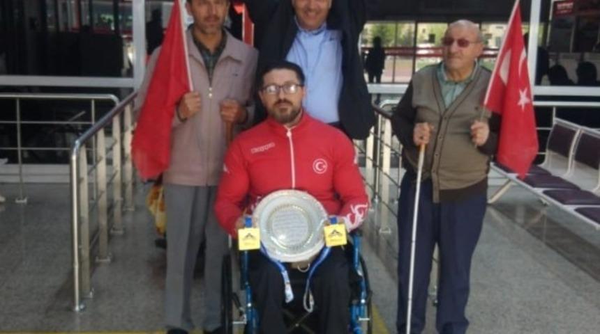 Avrupa şampiyonunu nazar ayeti ile karşıladılar