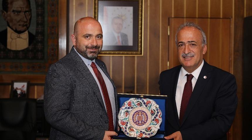 İstanbul Türküsü afişi ile birinci oldu