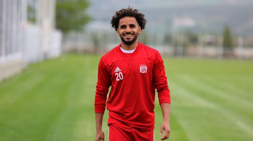 Douglas: Taraftarları stada davet ediyoruz