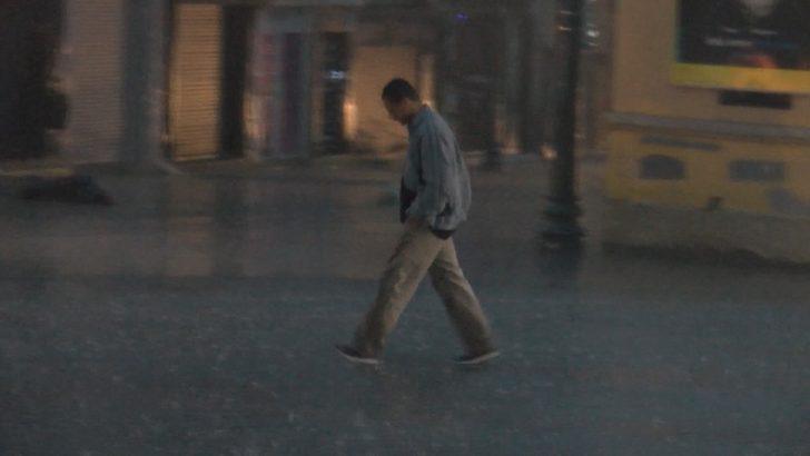 İstanbul'da gök gürültülü sağanak yağış etkili oluyor G4