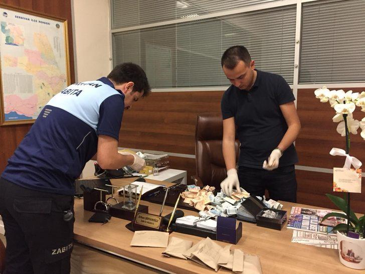 Dilencinin üzerinden çıkan para polisleri bile şaşırttı G3