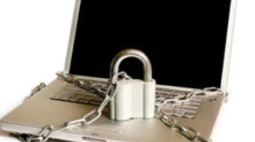 Paylaştığınız Fotoğraflara Dikkat!