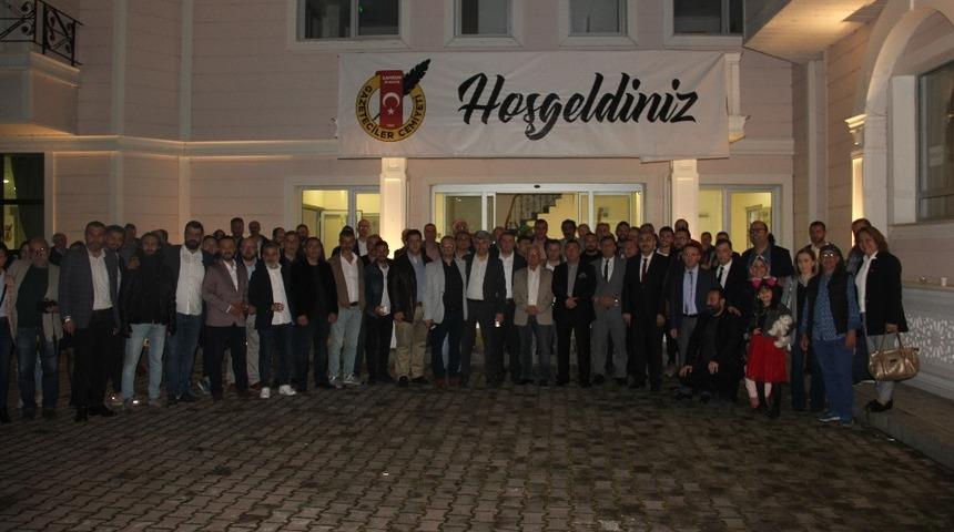 Gazeteciler iftarda bir araya geldi