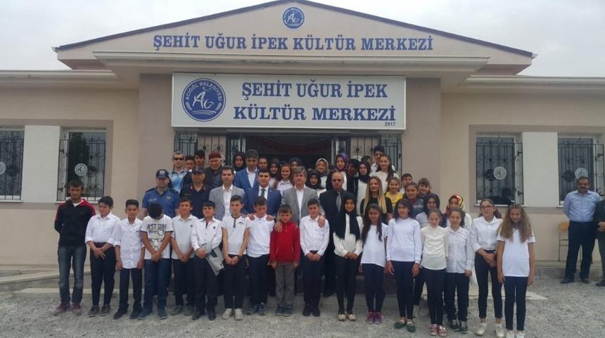 Acıg&ouml;l 4 Temmuz Ortaokulu yılsonu sergisi a&ccedil;tı