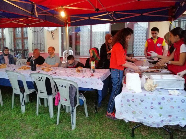 Gençlik merkezi evlere misafir oluyor G1