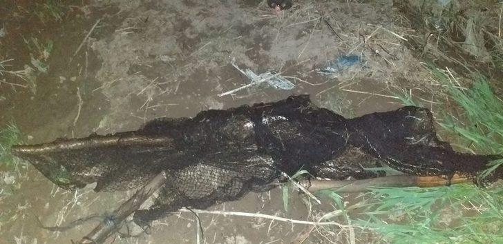 Jandarma 510 metre manyat ağ ile bin 250 kilo inci kefali ele geçirdi G1