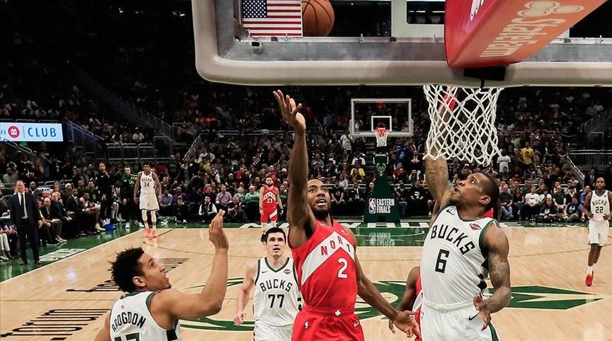 Toronto Raptors, Milwaukee Bucks karşısında seride öne geçti