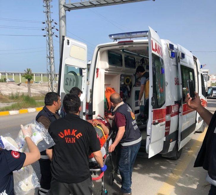 Van’da trafik kazası; 2’si ağır 5 yaralı G1