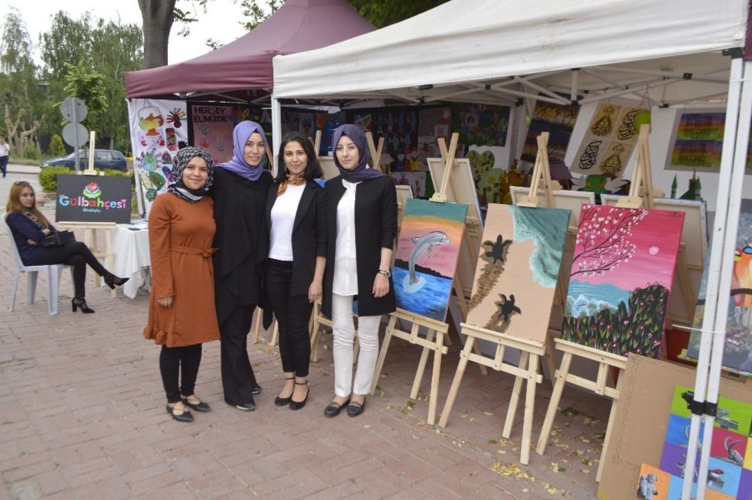 Yıl boyu yapılan eserler beğeniye sunuldu