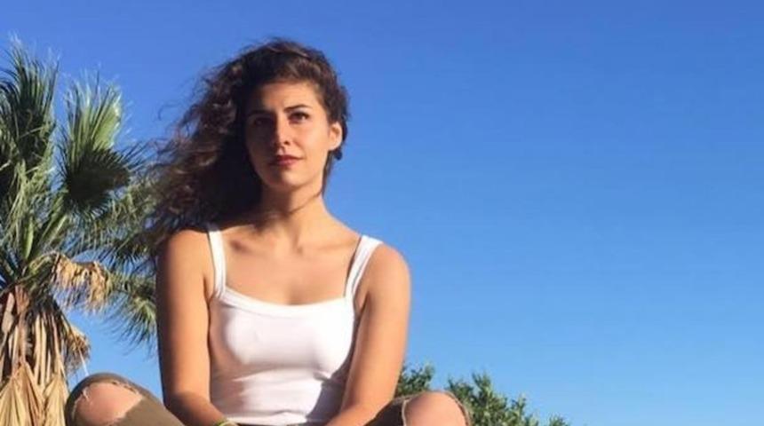 Babasını öldürdü serbest kaldı!