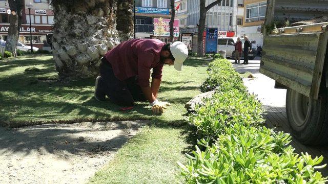 Söke Belediye Meydanı düzenleme çalışması beğeni topladı