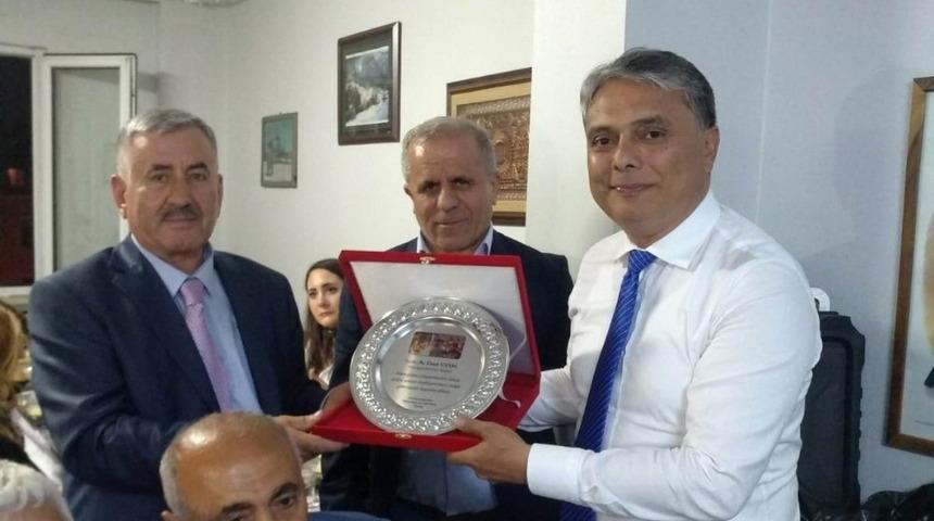Başkan Uysal,  Kasımpaşa&rsquo;da Antalyalılarla buluştu