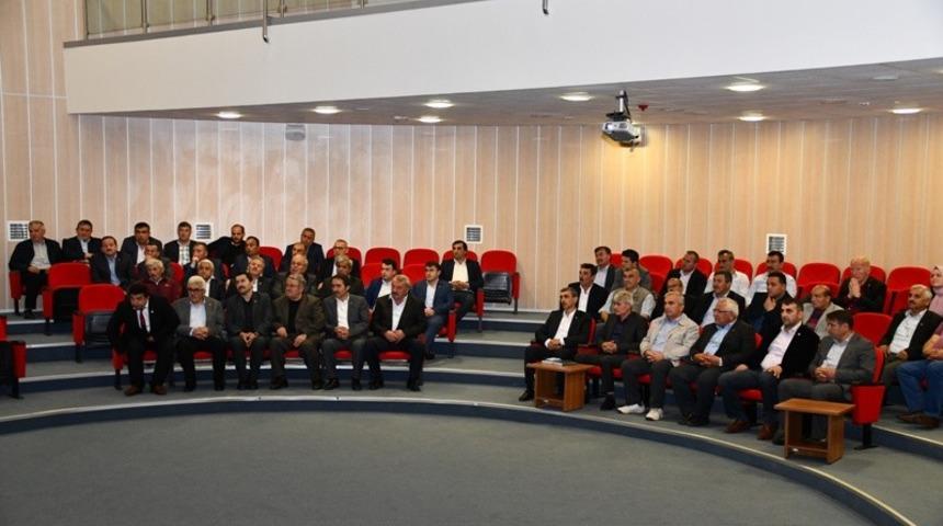 Yeniceli muhtarlara görevleri ile ilgili eğitim semineri verildi