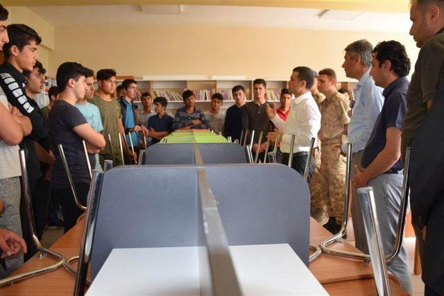 Şehit Jandarma Astsubay Çavuş Ömer Yiğit Ulus Kütüphanesi açıldı