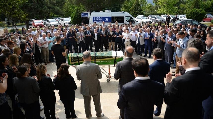 Hukuk&ccedil;u Atabey&rsquo;e &uuml;niversiteden son veda