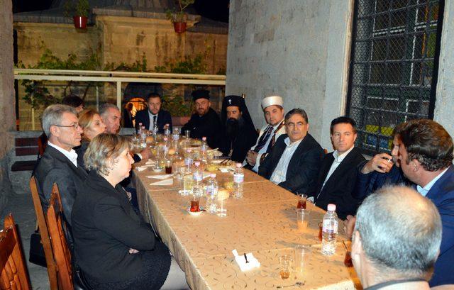 Sofya Büyükelçisi Ulusoy'dan soydaşlara iftar