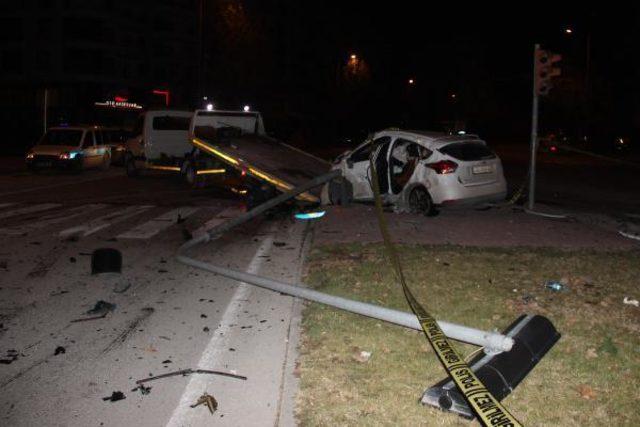 1 polisin şehit olmasına, 2 polisin de yaralanmasına neden sürücüye 10 yıl hapis