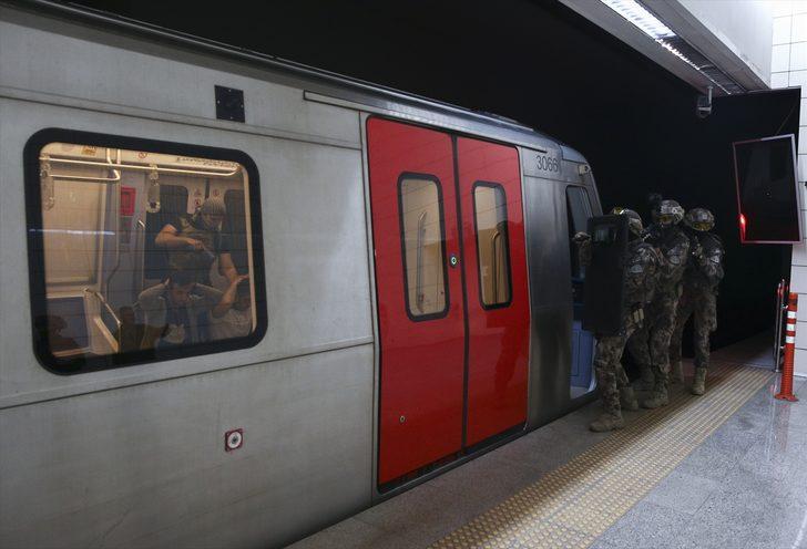 Ankara metrosunda nefes kesen anlar! G3