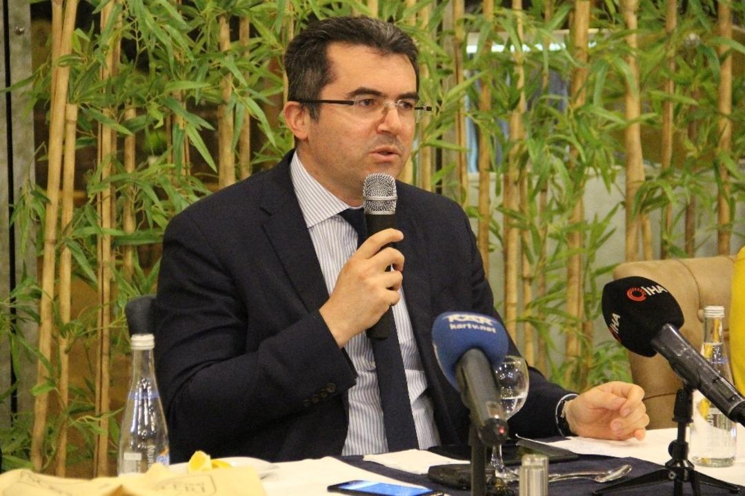 Vali Memiş basın mensupları ile iftar yemeğinde bir araya geldi