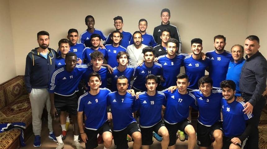 İbrahim &Ouml;zt&uuml;rk&rsquo;ten Talasg&uuml;c&uuml; Belediyespor&rsquo;a ziyaret