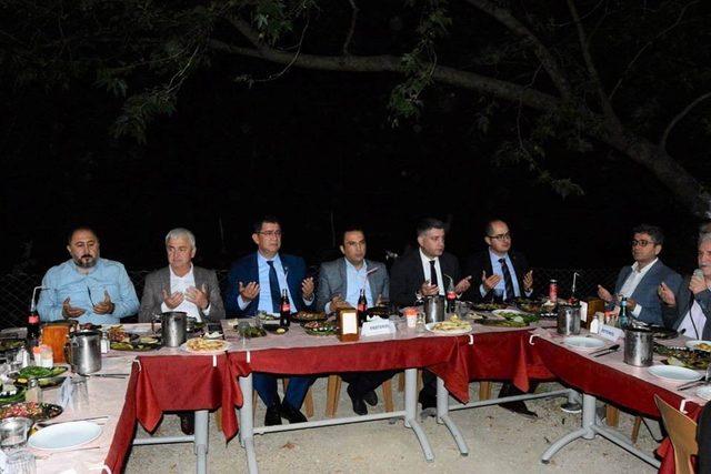 AESOB Batı ilçelerine yönelik iftar verdi