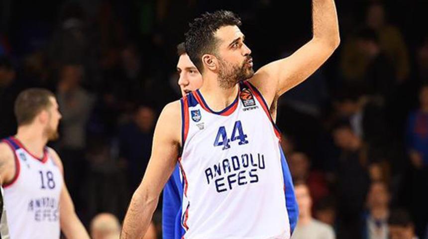 Krunoslav Simon, 2 yıl daha Anadolu Efes'te