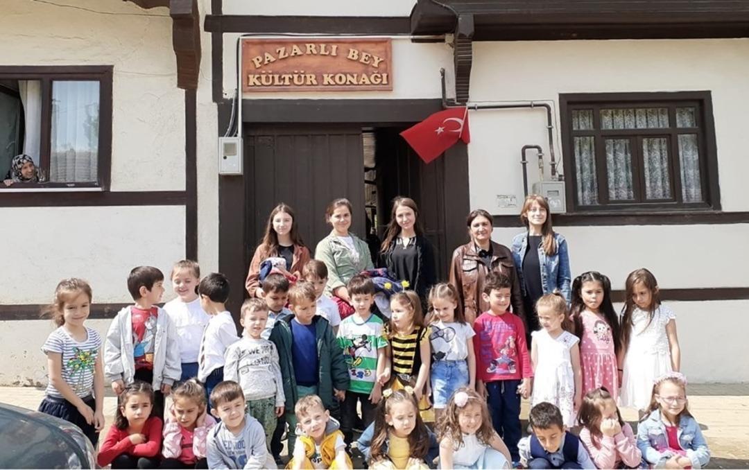 Minik &ouml;ğrenciler Pazaryeri&rsquo;nin tarihini ve tarihi yapılarını &ouml;ğreniyor
