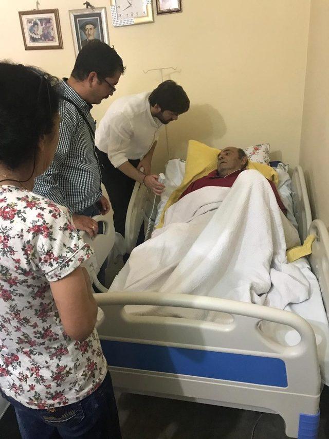 Başkan Seçer’den hasta şahsa ortopedik yatak