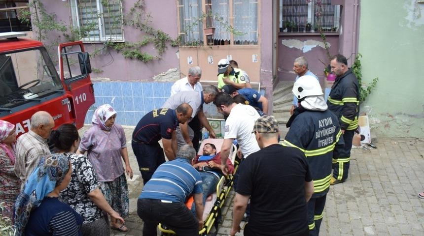 Yangını s&ouml;nd&uuml;rmek isterken dumandan zehirlendi