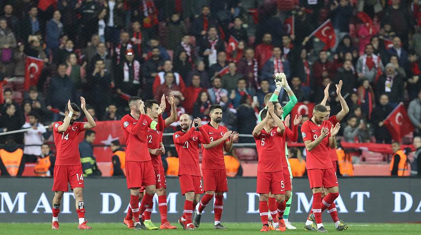 A Milli Takım'ın Fransa ve İzlanda maçlarının kamp programı açıklandı