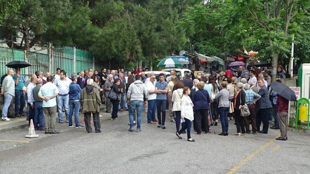 3 hastanenin kapatılacağı iddiasına akademik odalar ve esnaftan tepki