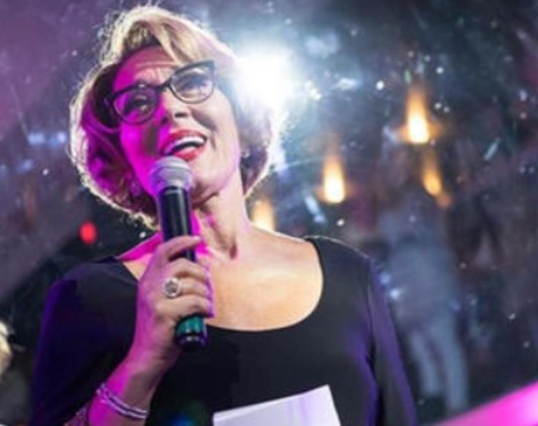 Savaştan ka&ccedil;tı, zorla evlendirildi! Onu bug&uuml;n herkes tanıyor