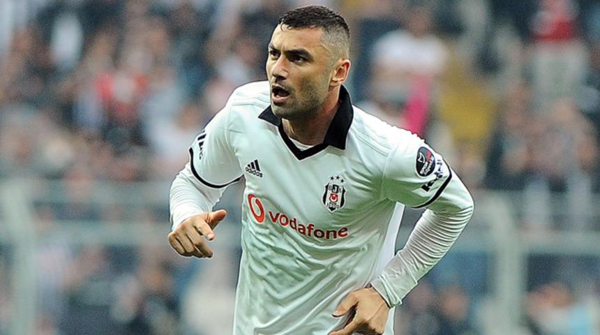 Beşiktaş'ın golc&uuml;s&uuml; Burak Yılmaz ayrılığı a&ccedil;ıkladı