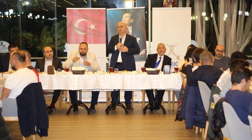 Başkan Muzaffer Bıyık: "Yatırımlarda bir yılı heba edip, &ouml;n&uuml;m&uuml;zdeki d&ouml;rt yılı kurtaracağız"