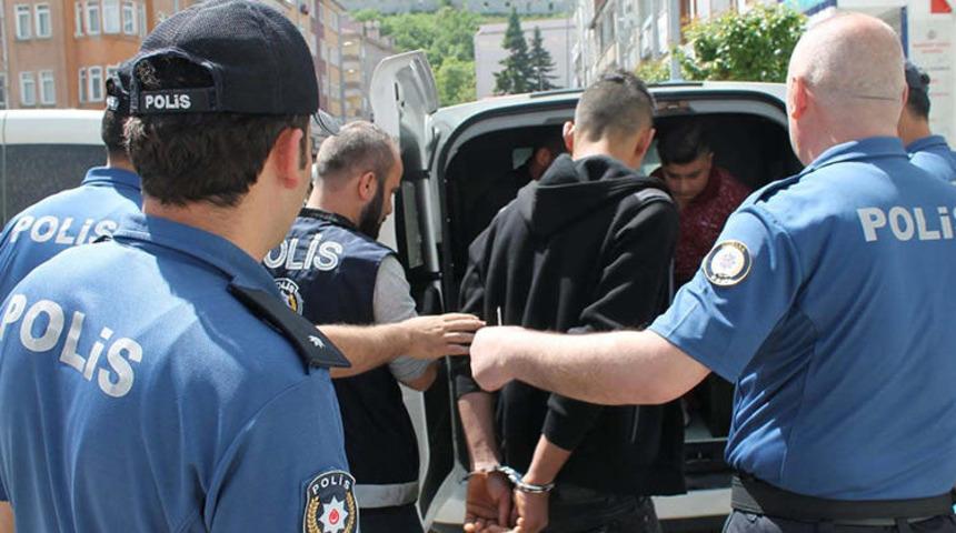 İnşaatta su&ccedil;&uuml;st&uuml; yakalandılar