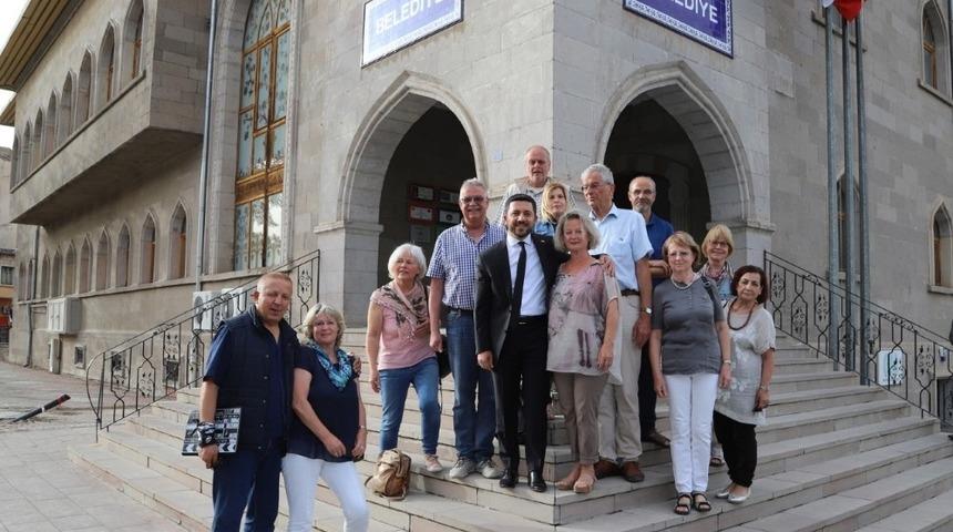 Türk-Alman Dostluk birliği üyeleri, Arı’yı ziyaret etti